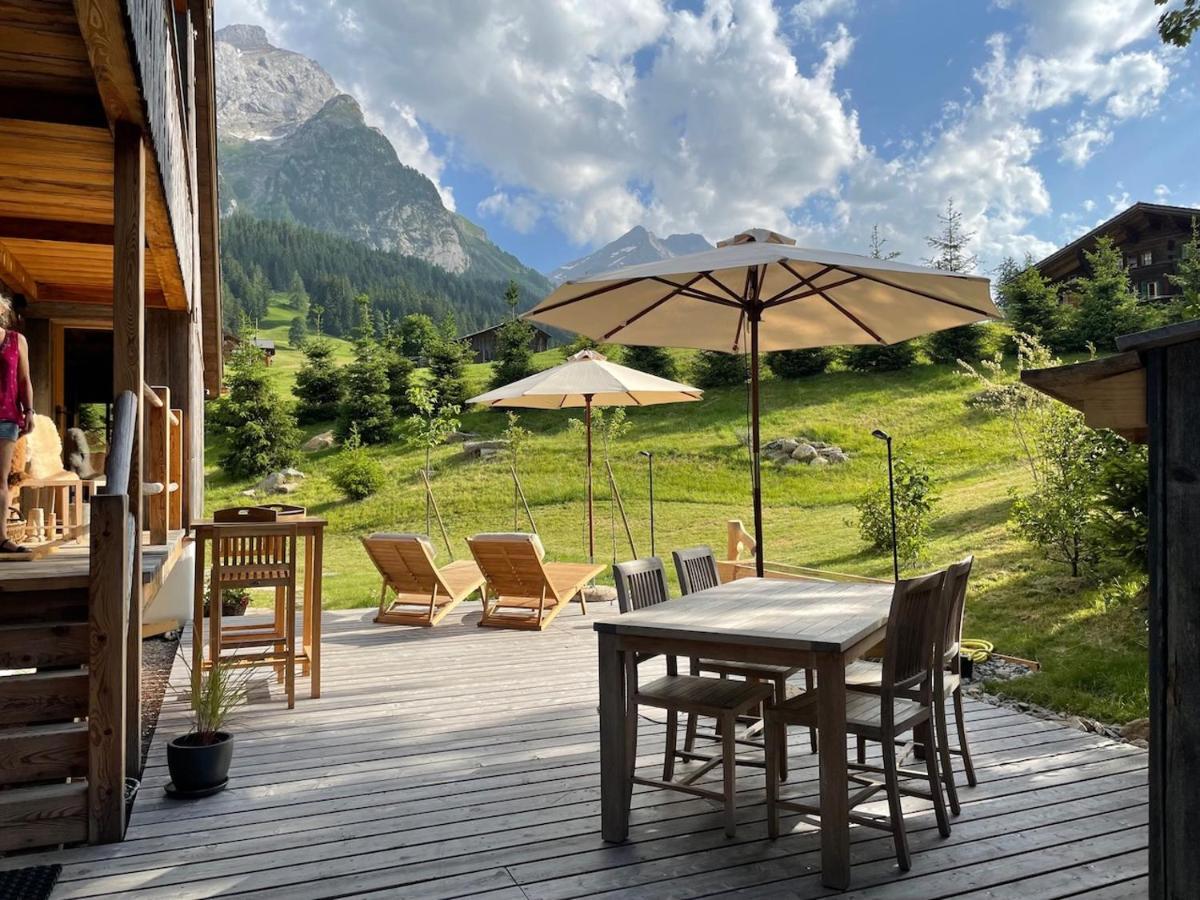 Bed and Breakfast Alpen Charme - Chalet D'Hotes Et Spa Gsteig Exterior foto