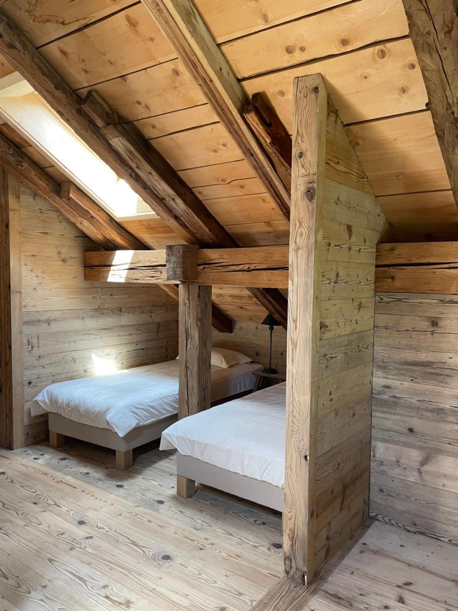 Alpen Charme - Chalet D'Hotes Et Spa Gsteig Zimmer foto